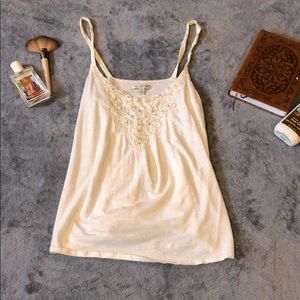 White Detailed Tank